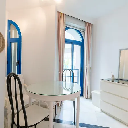 One&lux - 3 Bedrooms&private Pool * Marbella