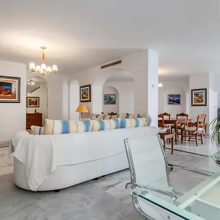 アパート One&lux - 3 Bedrooms And Private Pool マルベーリャ