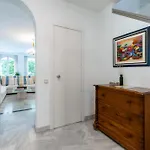 One&lux - 3 Bedrooms And Private Pool Διαμέρισμα